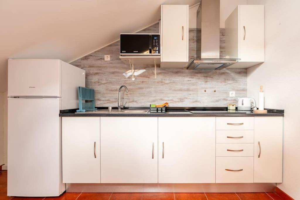 Ribeiro'S House, New Apartment With Amazing Sunsets アルコ・ダ・カリェタ エクステリア 写真